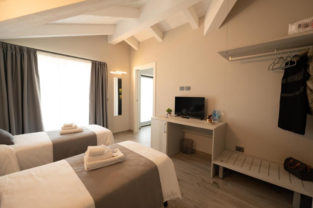 Bed And Breakfast Ma.Gi.A Cuneo Bagian luar foto