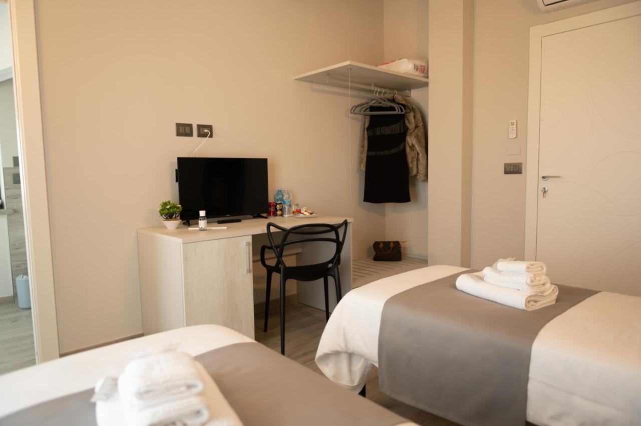 Bed And Breakfast Ma.Gi.A Cuneo Bagian luar foto