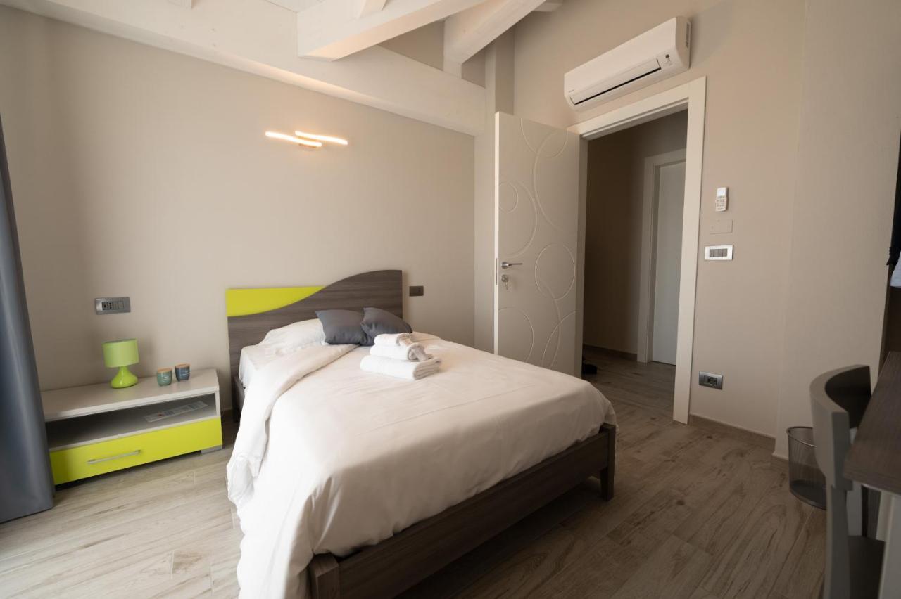 Bed And Breakfast Ma.Gi.A Cuneo Bagian luar foto